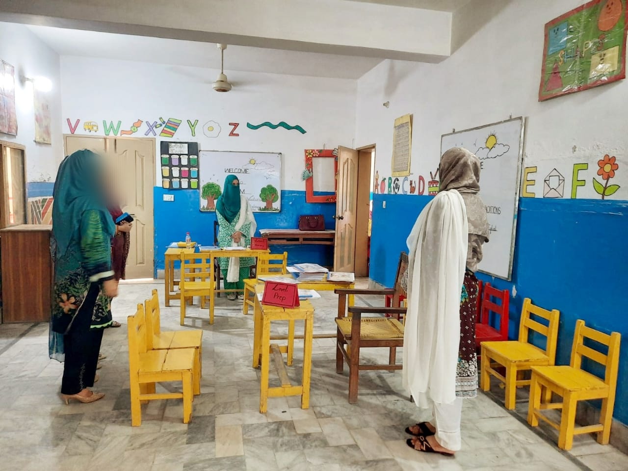 Classroom prepared for parent-teacher meeting day